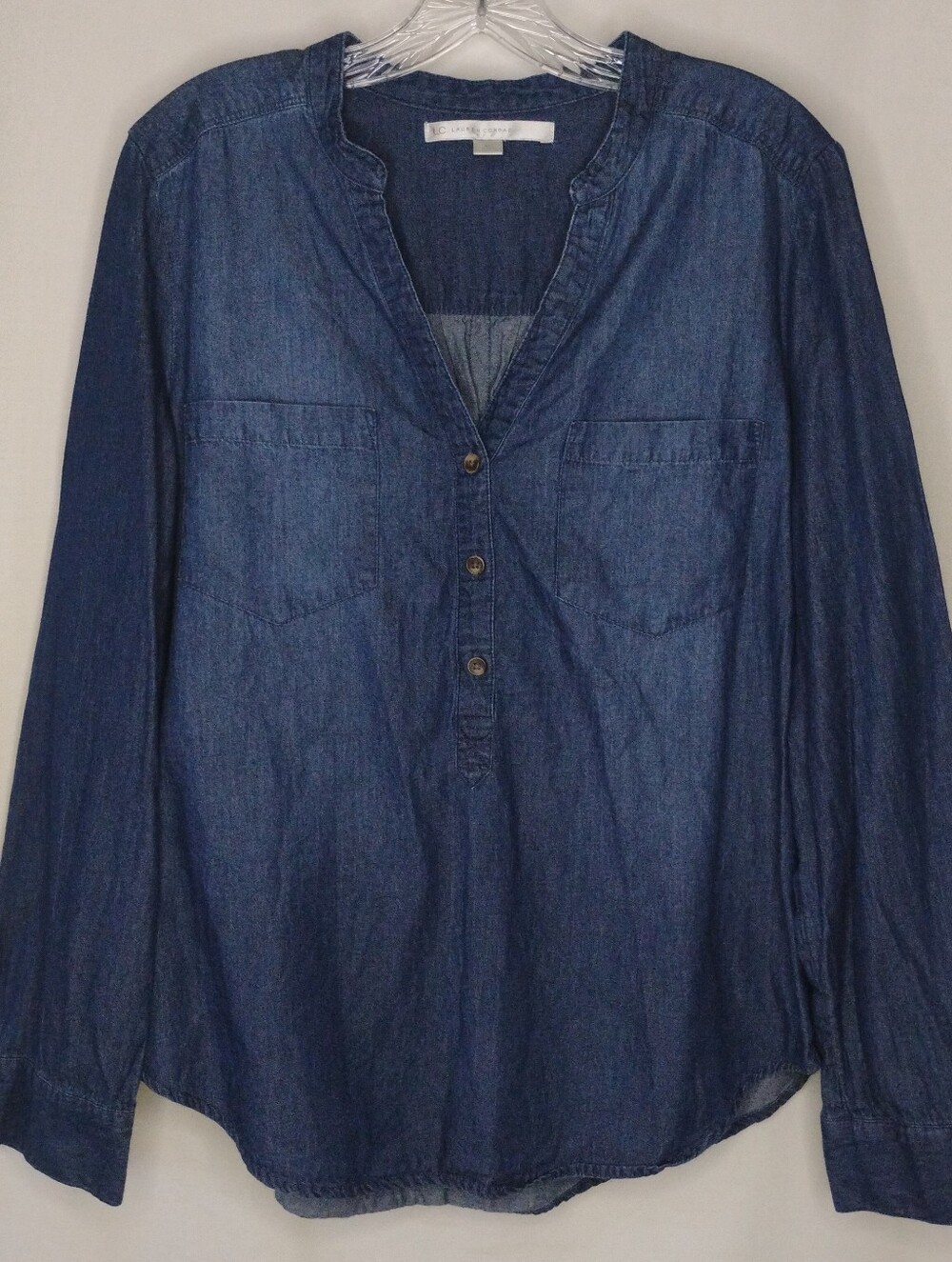 Women's XL Lauren Conrad Blue Denim Look Long Sleeve Notch V-Neck Henley Shirt